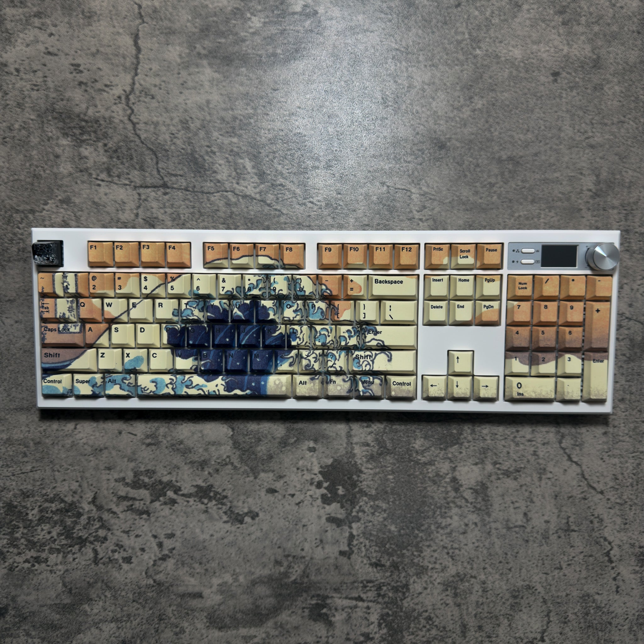 Great Wave, a Resonic custom build